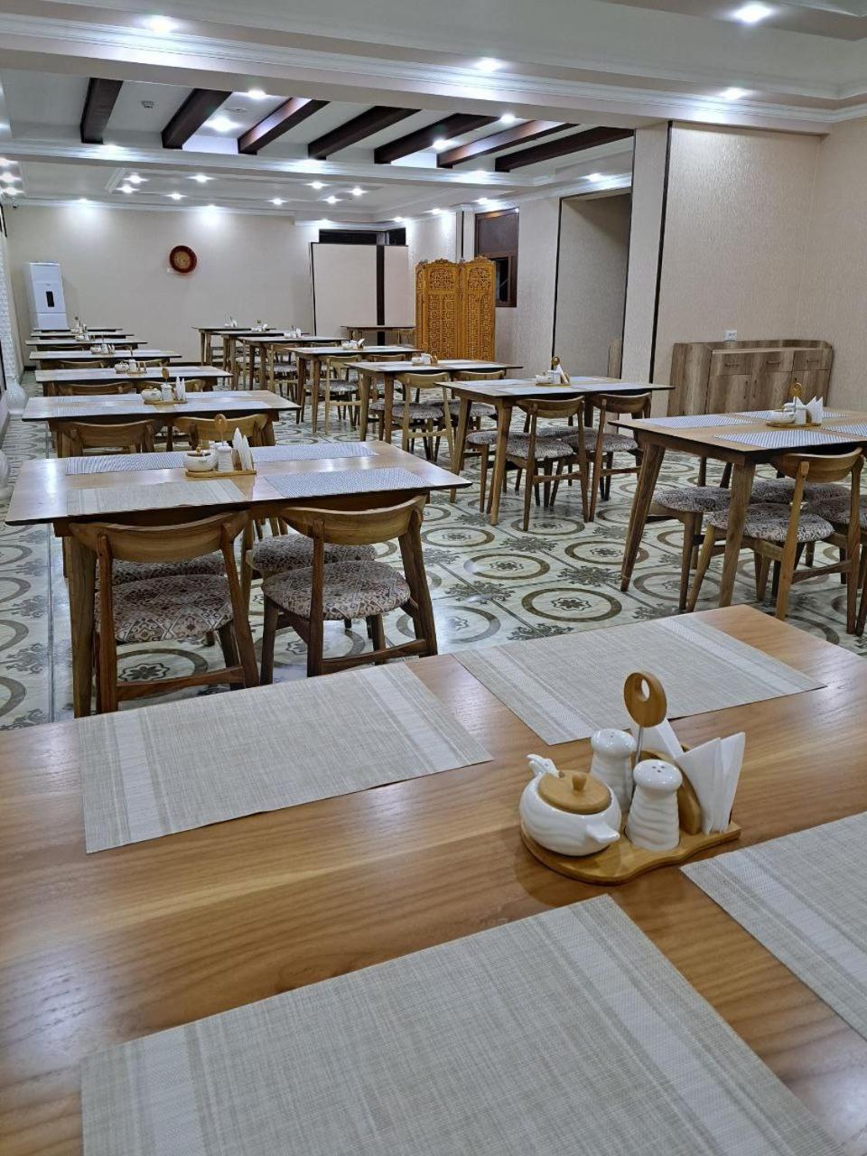 Caravan Plaza Inn Boutique บูคารา ภายนอก รูปภาพ